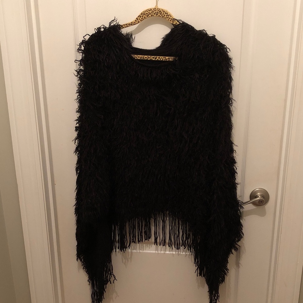 Black Fringed Women's pull-over Poncho